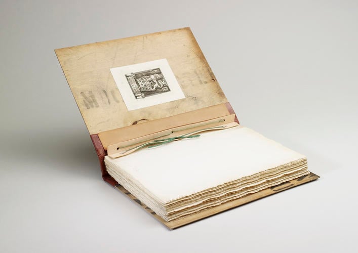 Aurora Australis, 1908-09 / published at the Winter Quarters of the British Antartic Expedition, 1907 Aurora Australis, 1908-09 / published at the Winter Quarters of the British Antartic Expedition, 1907