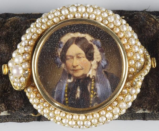 Bracelet with a miniature of Victoria, Duchess of Kent (1786-1861)