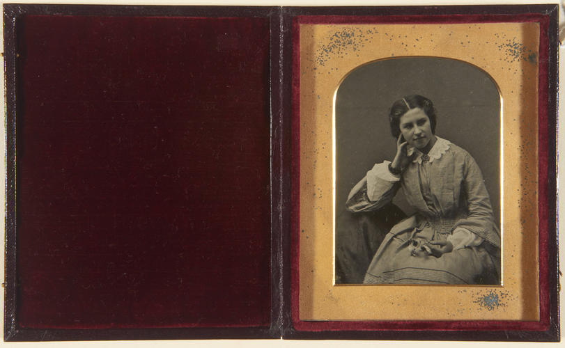 Unknown young woman Unknown young woman