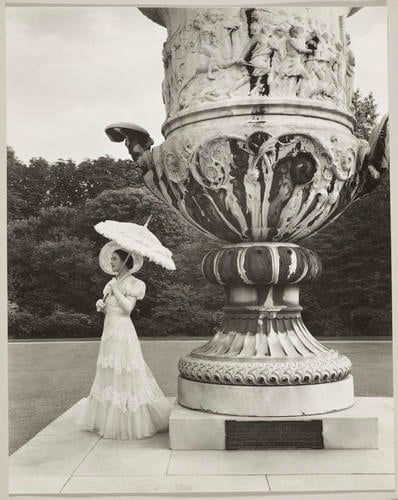Queen Elizabeth The Queen Mother (1900-2002) when Queen Elizabeth, Buckingham Palace Gardens