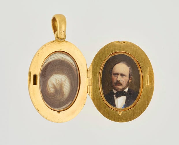 Queen Victoria's Locket Queen Victoria's Locket