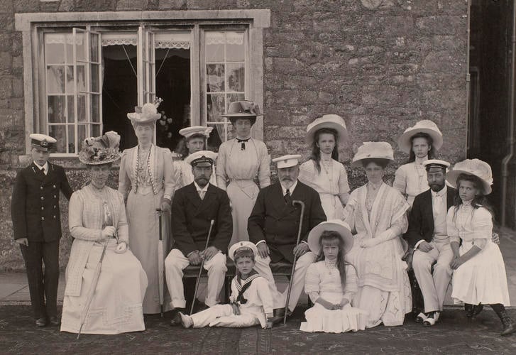 The British and Russian imperial families, Barton Manor, Isle of Wight