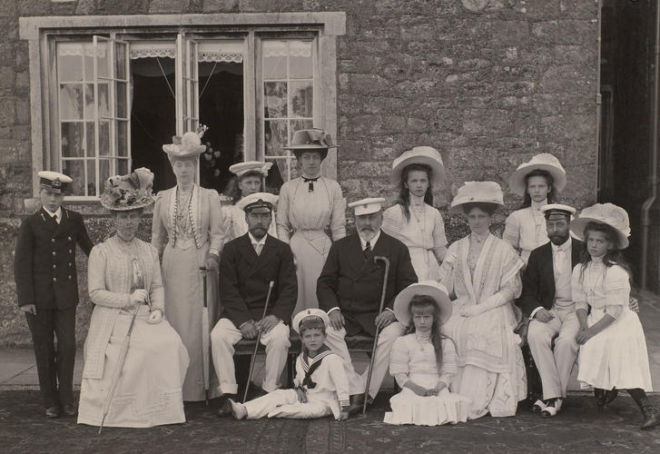 The British and Russian imperial families, Barton Manor, Isle of Wight The British and Russian imperial families, Barton Manor, Isle of Wight