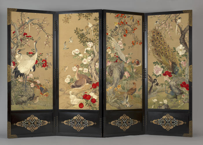 Folding screen