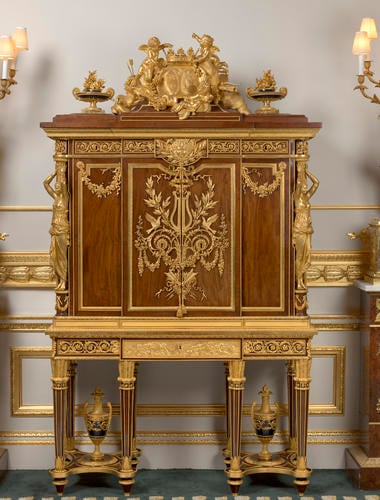 Jewel Cabinet