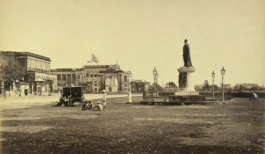 Statue of H. E. Lord William Cavendish Bentinck, Calcutta: Prince of Wales Tour of India 1875-6 (vol. 3)