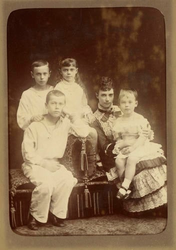 Maria Feodorovna, Empress of Russia with her four eldest children