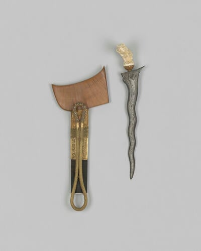 Dagger (kris) and sheath