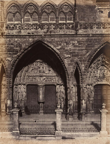 Detail of León Cathedral door