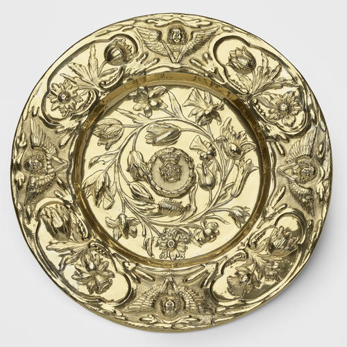 Master: Pair of altar dishes Master: Pair of altar dishes