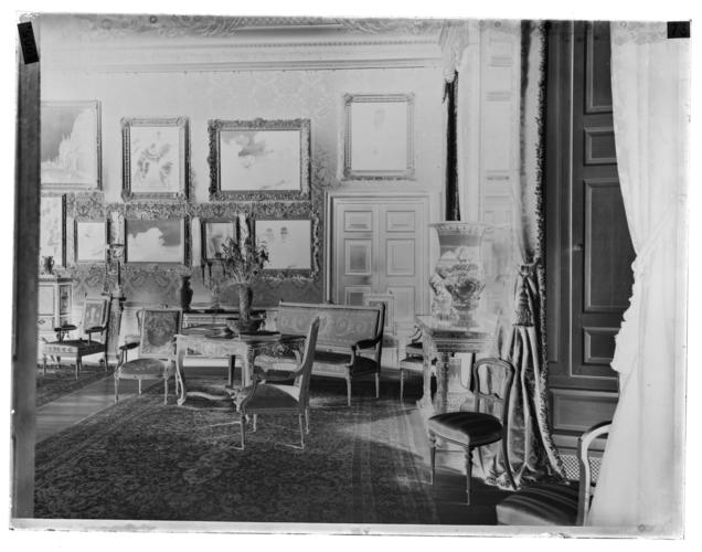 Glass plate negative: Picture Gallery, Windsor Castle, June 1905 Glass plate negative: Picture Gallery, Windsor Castle, June 1905