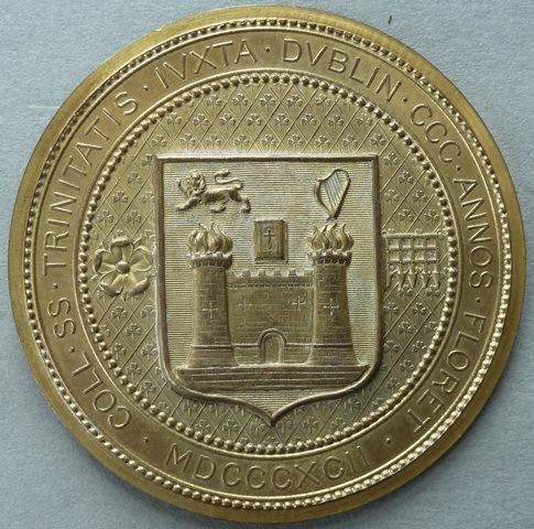 Medal commemorating the tercentenary of the foundation of Trinity College, Dublin