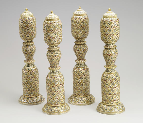 Set of table legs