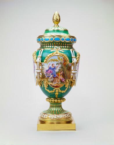 Master: A Pair of Vases and Covers (vase ferré)