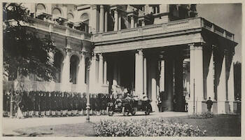 Edward, Prince of Wales at Baroda (now Vadodara): Edward, Prince of Wales. Royal Tour of India, 1921-1922