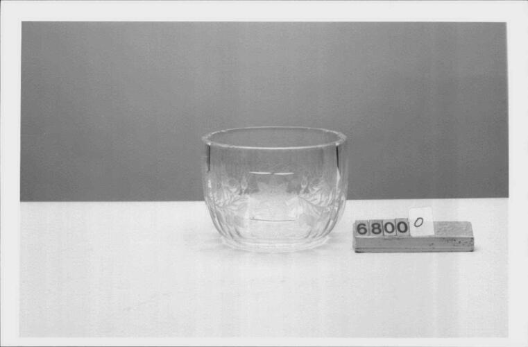 Set of finger bowls Set of finger bowls