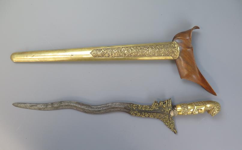 Dagger (kris) and sheath