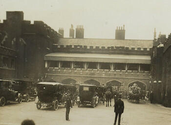 Master: Page 8 of Queen Mary's Album, volume 17 (June 1913 - 2nd July 1916)
Item: Friary Court, St James's Palace
