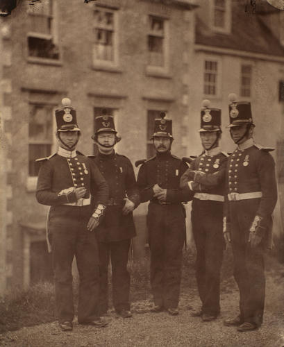 Soldiers of the Royal Marines and Rifle Brigade who served in the Crimean War