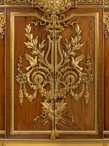 Jewel Cabinet