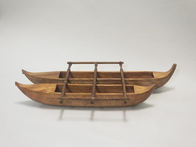Model outrigger canoe