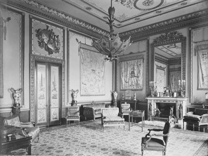 The Centre Room (East Front). [Buckingham Palace 1632-1914 State Apartments]