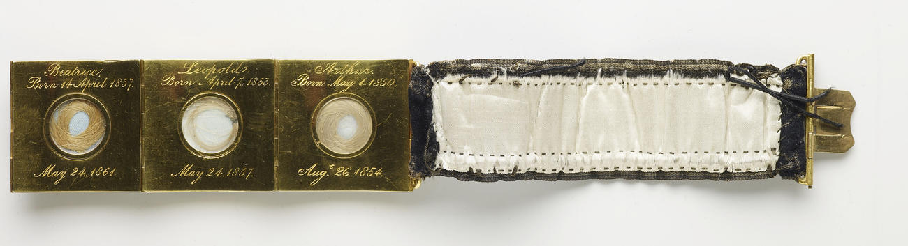 Bracelet with miniatures of Prince Arthur, Prince Leopold and Princess Beatrice Bracelet with miniatures of Prince Arthur, Prince Leopold and Princess Beatrice