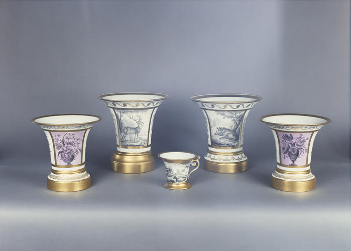Pair of flower vases Pair of flower vases
