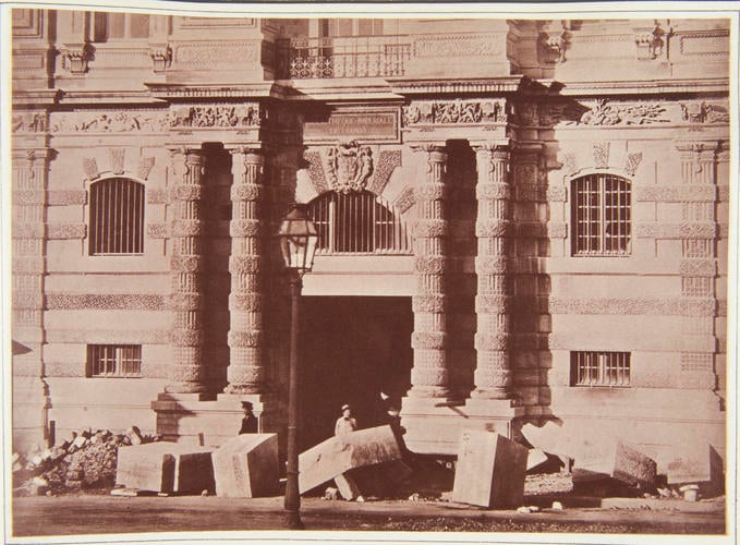 'Porte de la Bibliotheque du Louvre'
