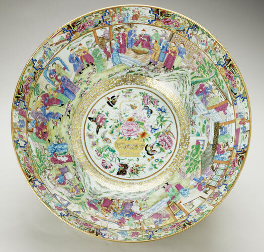 Punch bowl