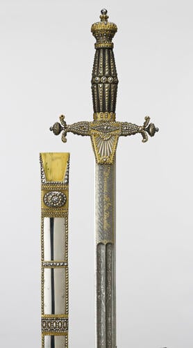 Robe sword and scabbard