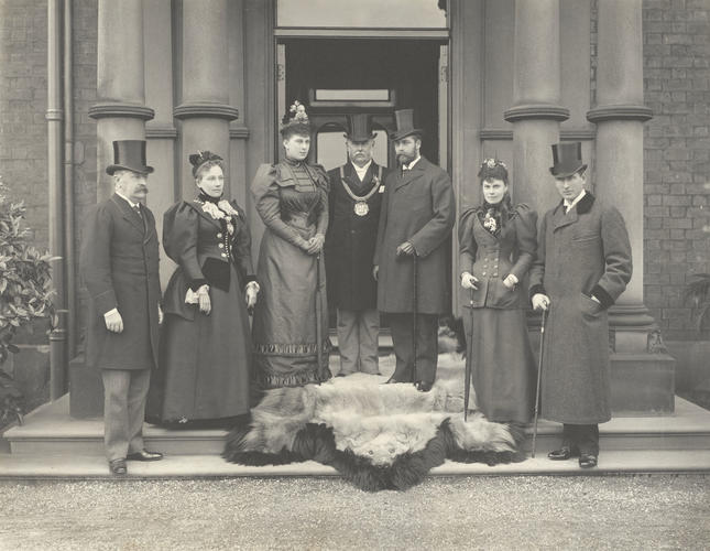 Group photograph at Newsham House, Liverpool