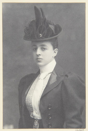 C. Rosario Albe, Abergeldie, October 1893. [Album: Photographic Portraits, vol. 7/65 1892-1898]