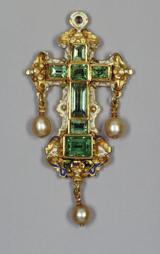Emerald cross
