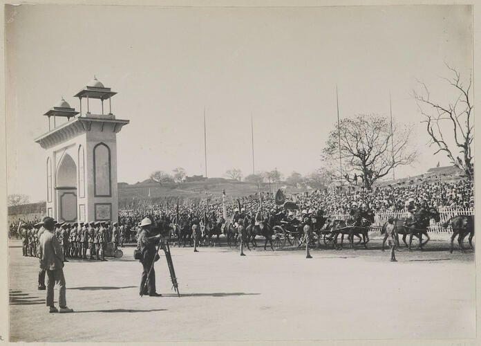The arrival of Prince Edward of Wales in Nagpur: Edward, Prince of Wales. Royal Tour of India, 1921-1922 The arrival of Prince Edward of Wales in Nagpur: Edward, Prince of Wales. Royal Tour of India, 1921-1922