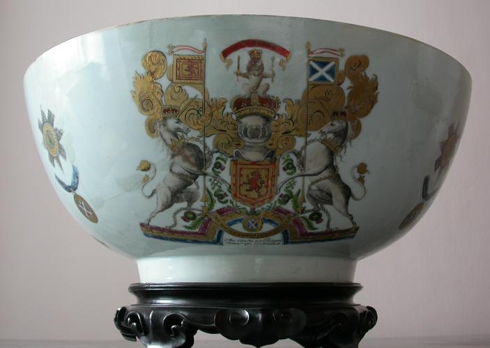 Punch bowl