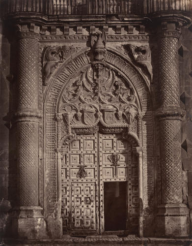 Door of Palace of Antonio de Mendoza Door of Palace of Antonio de Mendoza