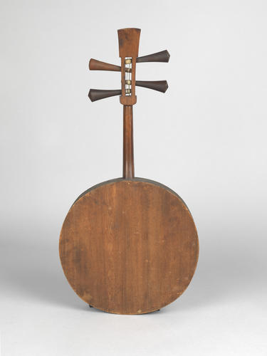 Yueqin guitar Yueqin guitar