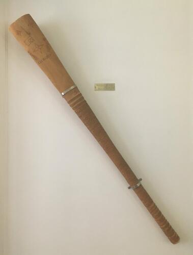 Kirikiti bat