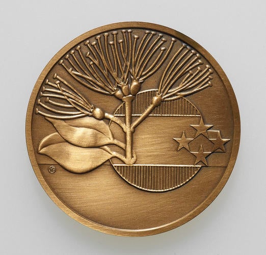 Medal commemorating the XIV Commonwealth Games, Auckland, New Zealand, 1990