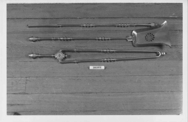 Fire irons