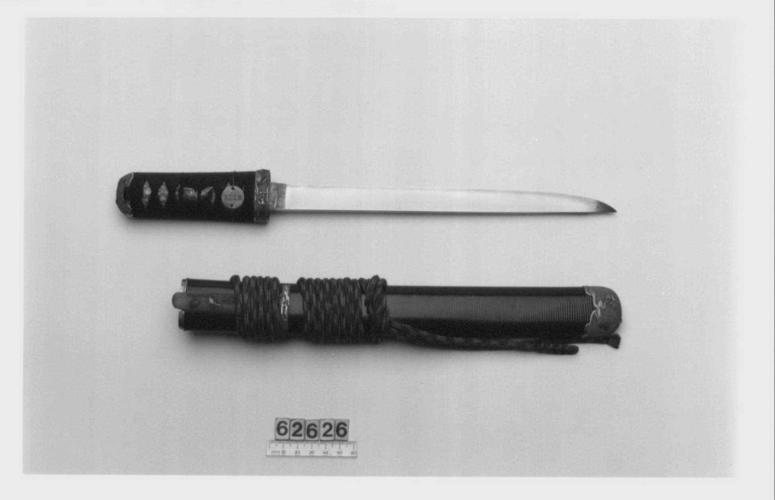 Dagger (tantō)