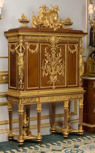 Jewel Cabinet