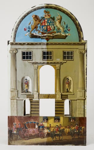 Pedestal clock