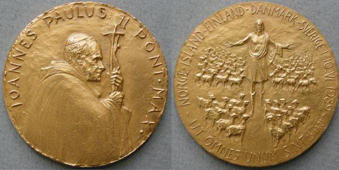 Vatican City. Medal commemorating the visit of Pope John Paul II to Scandinavia Vatican City. Medal commemorating the visit of Pope John Paul II to Scandinavia