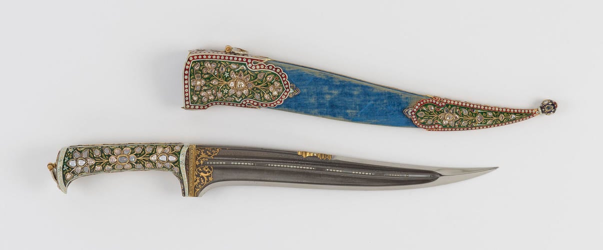 Item: Dagger Item: Dagger