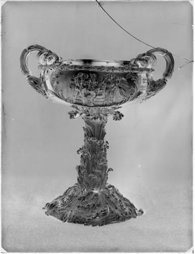 Glass plate negative of a silver gilt vase Glass plate negative of a silver gilt vase