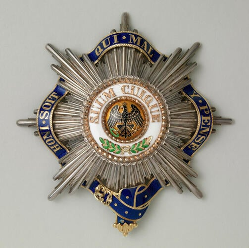Order of the Black Eagle (Prussia). George V's star with garter