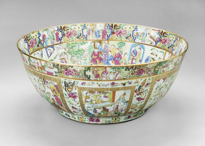 Punch bowl