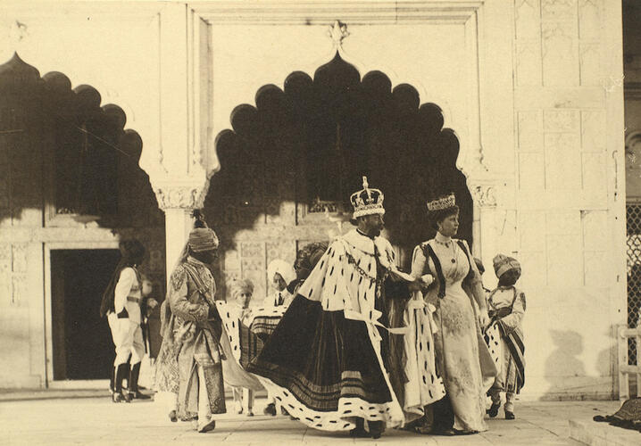 Master: Page 59 of Queen Mary's Album, Volume 15 (17th November 1909 - 16th December 1911)
Item: King George V (1865-1936) and Queen Mary (1867-1953) at Red Fort, Delhi Master: Page 59 of Queen Mary's Album, Volume 15 (17th November 1909 - 16th December 1911)
Item: King George V (1865-1936) and Queen Mary (1867-1953) at Red Fort, Delhi